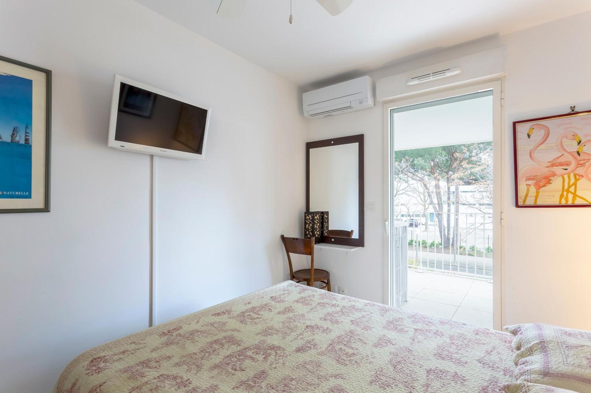 Chez Martin - Spacieux Appartement Climatise Proche De La Plage ลา กร็องเดอ-ม็อต ภายนอก รูปภาพ