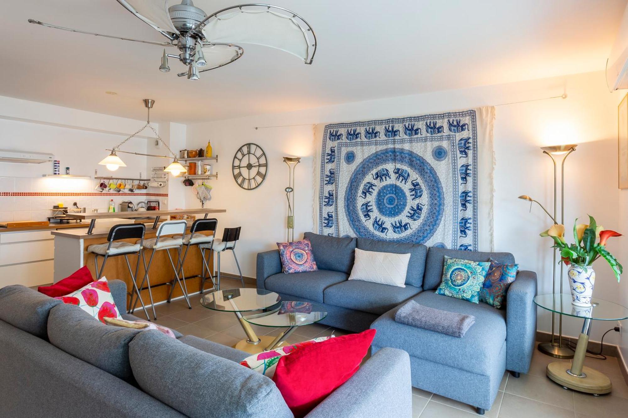 Chez Martin - Spacieux Appartement Climatise Proche De La Plage ลา กร็องเดอ-ม็อต ภายนอก รูปภาพ