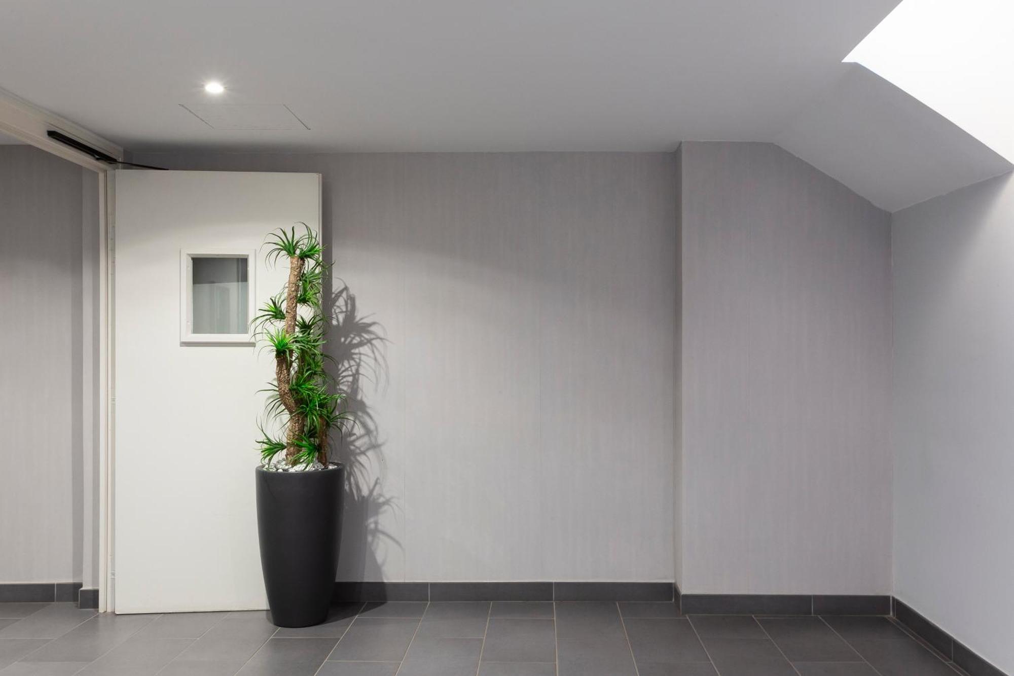 Chez Martin - Spacieux Appartement Climatise Proche De La Plage ลา กร็องเดอ-ม็อต ภายนอก รูปภาพ